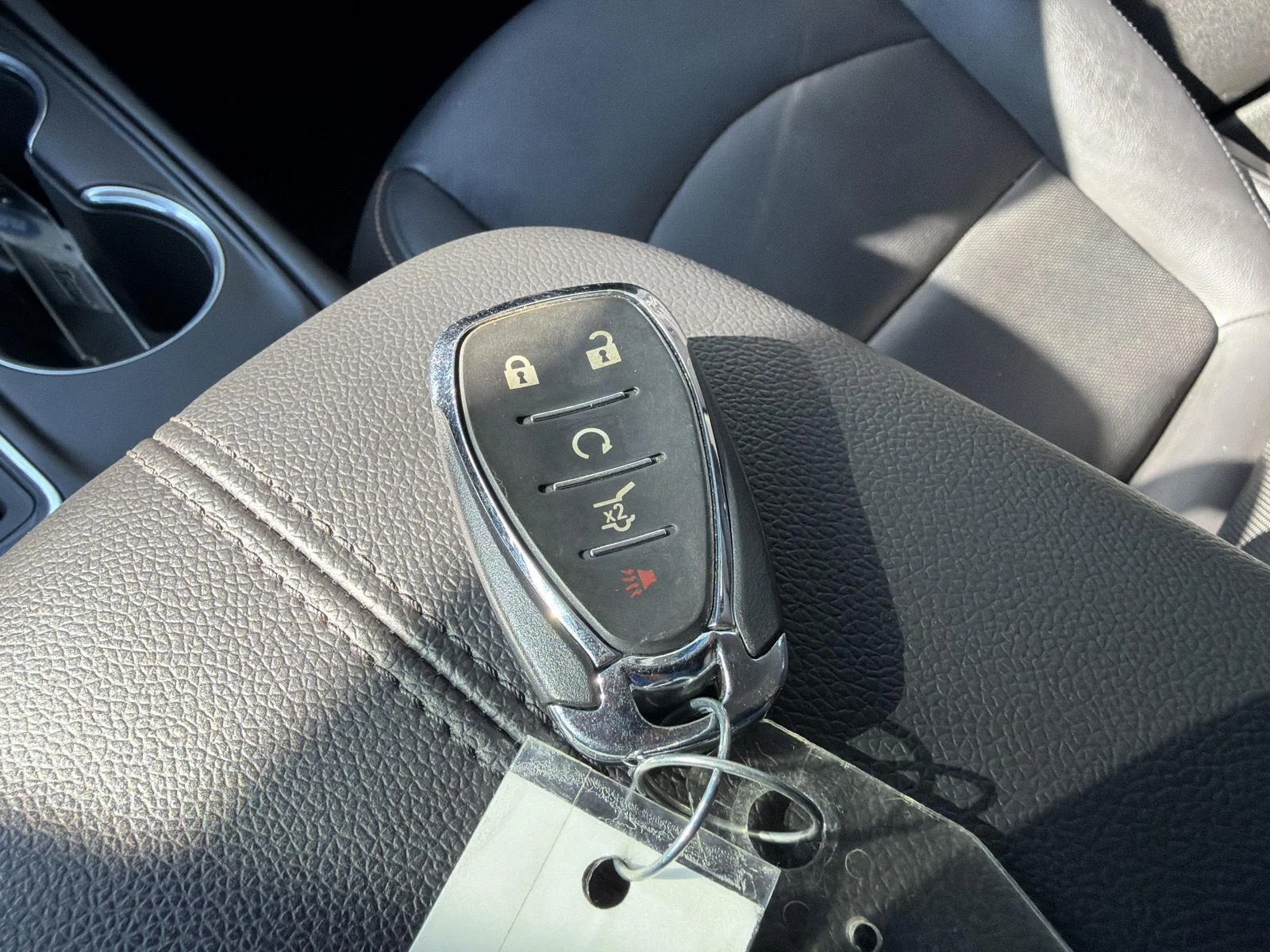 Used 2019 Iridescent Pearl Tricoat Chevrolet Premier image 44