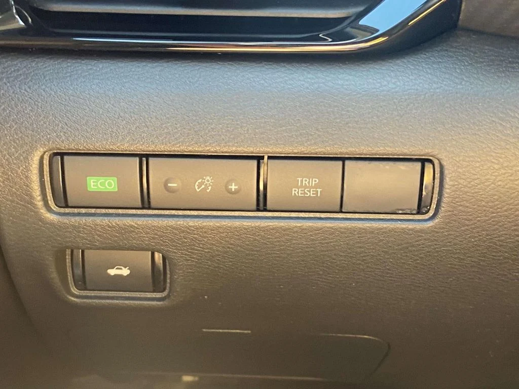 2025 Nissan Sentra SR - Photo 26