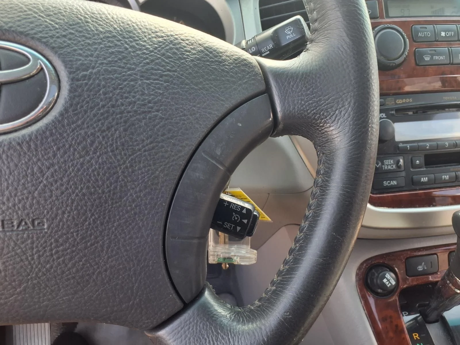 Used 2007 Black Toyota Limited image 19