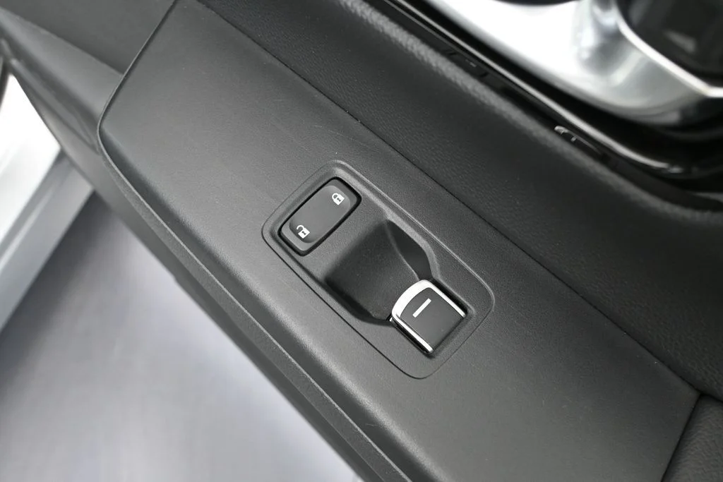 Certified Used 2025 Gray Honda EX-L image 45