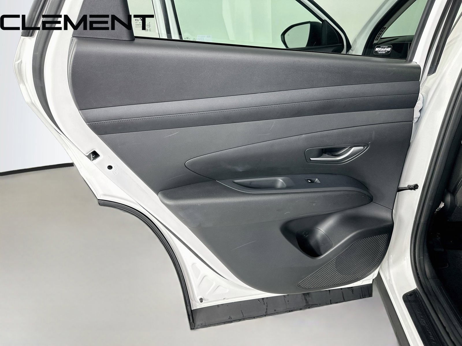 Certified Used 2025 White Hyundai SEL image 30