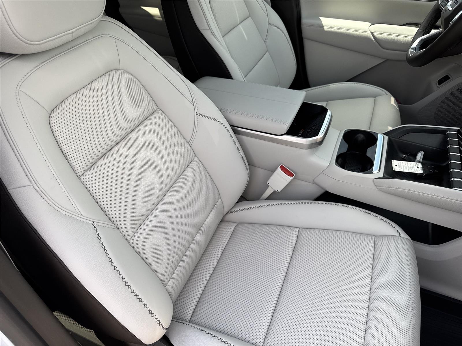 New 2026 Glacier White Tricoat GMC Denali image 38
