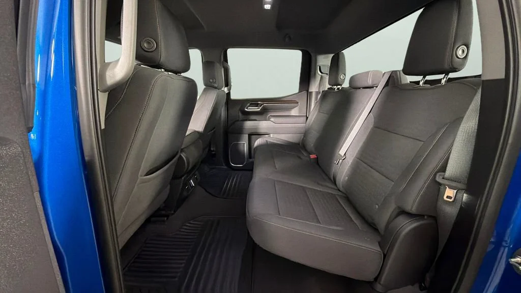 Used 2023 Glacier Blue Metallic Chevrolet RST image 27