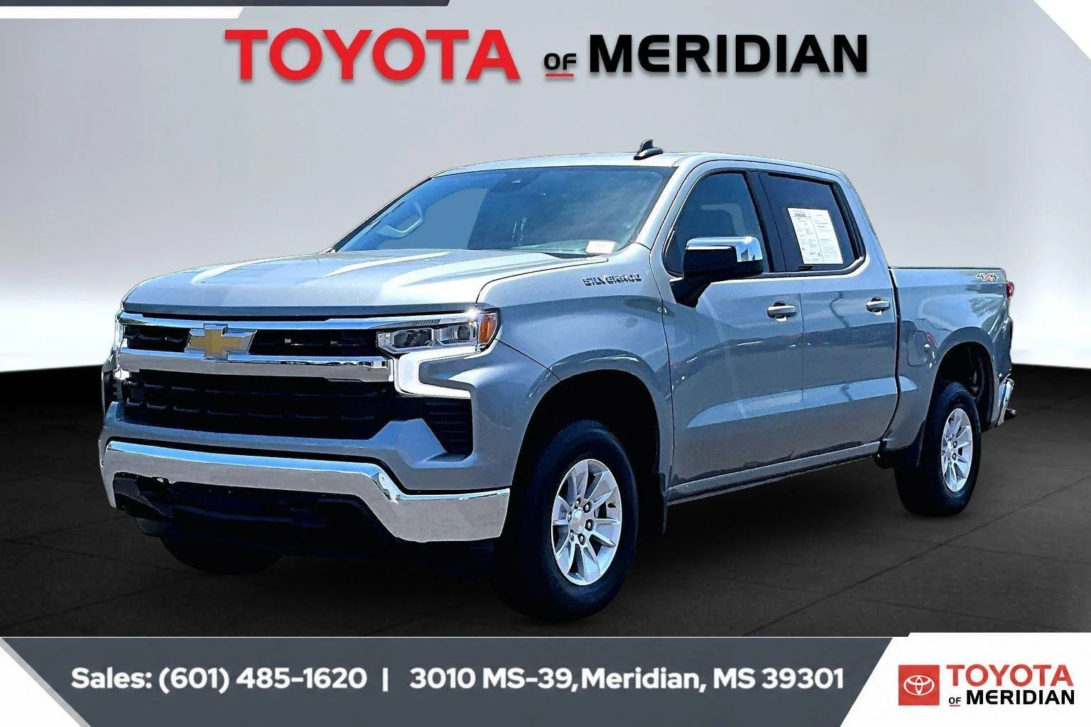 Used 2026 Sterling Gray Metallic Chevrolet LT image 10