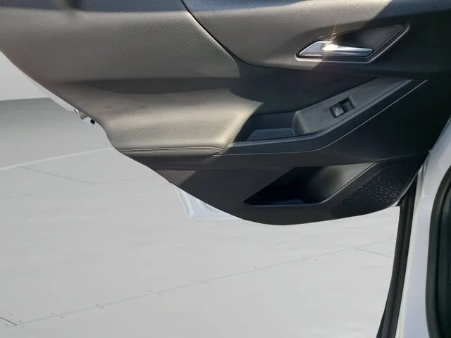 New 2026 Summit White Chevrolet LT image 17