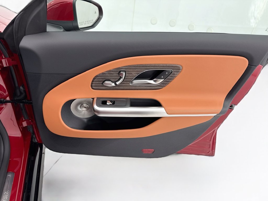 New 2027 MANUFAKTUR Patagonia Red Mercedes-Benz CLA 220 image 24