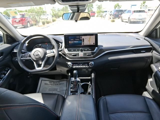 Certified Used 2024 White Nissan 2.0 SR image 10