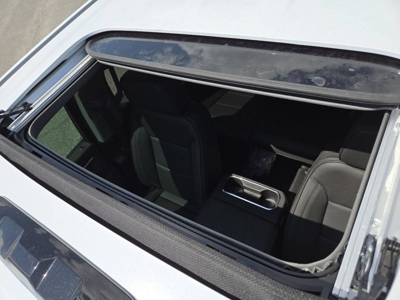 New 2026 Glacier White Tricoat GMC Denali image 38