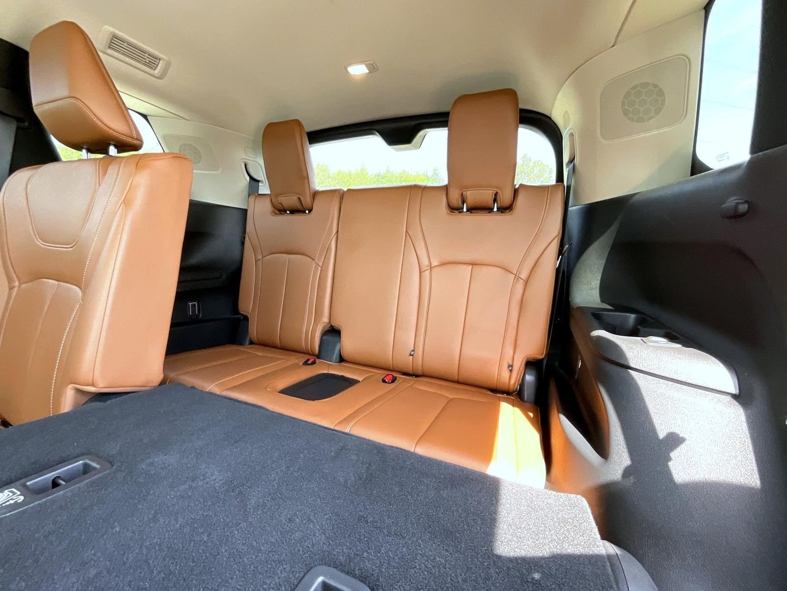Used 2023 Black INFINITI Sensory image 21