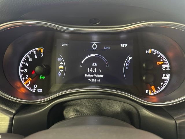 Used 2021 Diamond Black Jeep Laredo X image 17