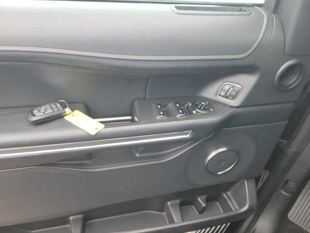 Used 2024 Black Metallic Ford XLT image 16