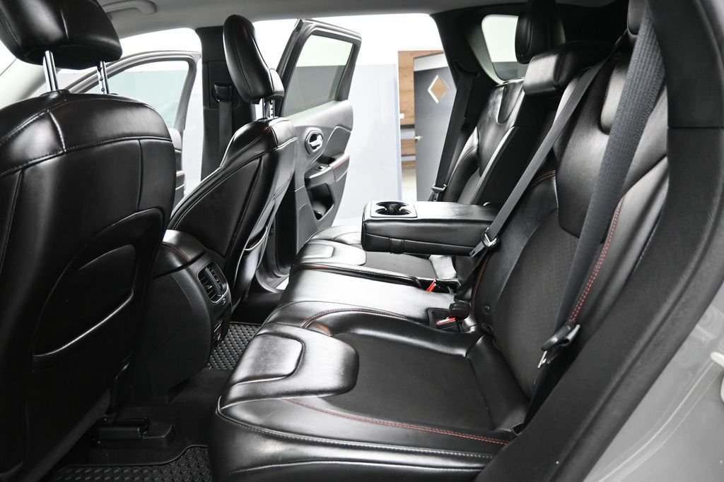 Used 2019 Sting Gray Clearcoat Jeep Trailhawk image 25