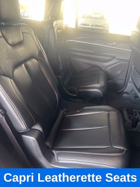 Used 2024 Gray Jeep Limited image 20