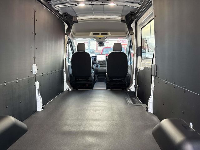 New 2026 Oxford White Ford Cargo Van image 4