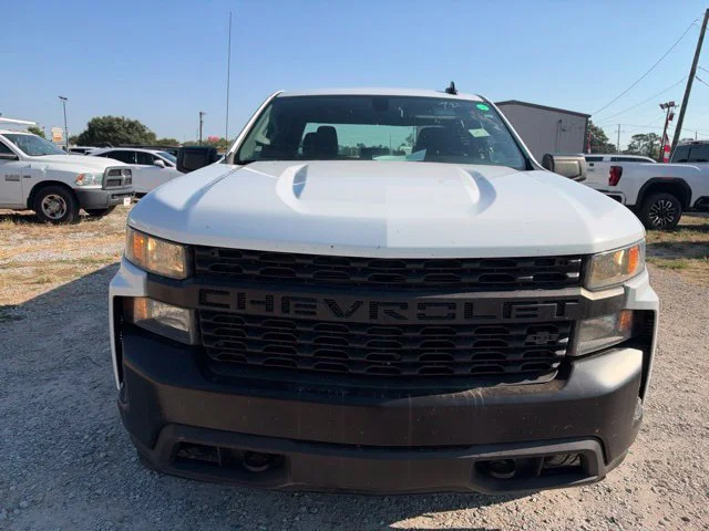 Used 2020 White Chevrolet WT image 3