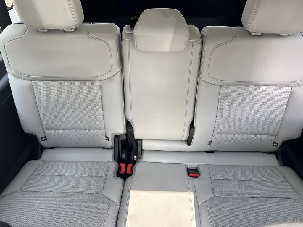 New 2026 Gray Ford Platinum image 23