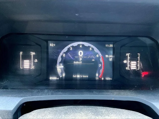 Used 2025 Silver Toyota SR5 image 8