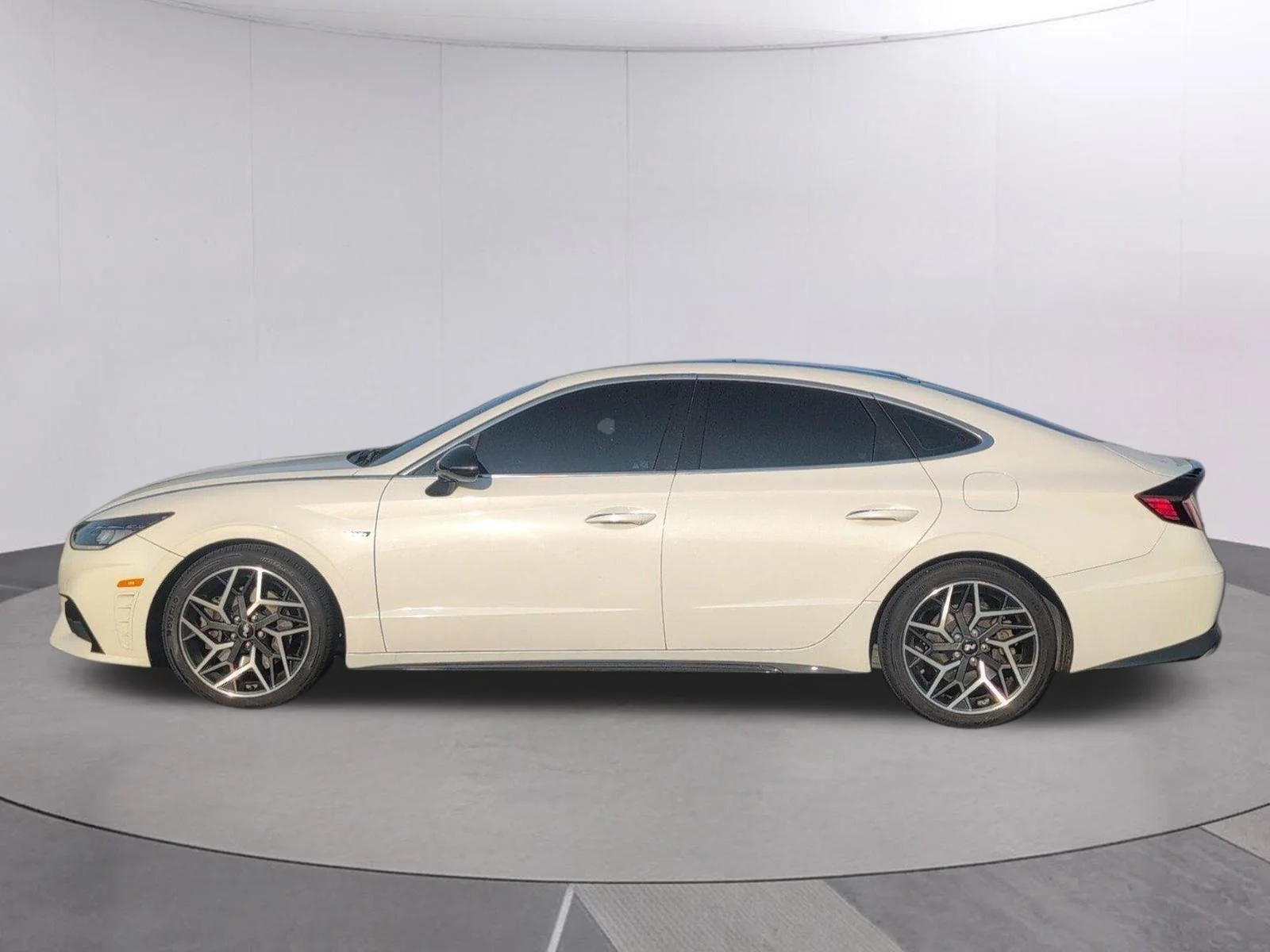 Used 2023 Serenity White Hyundai N Line image 3