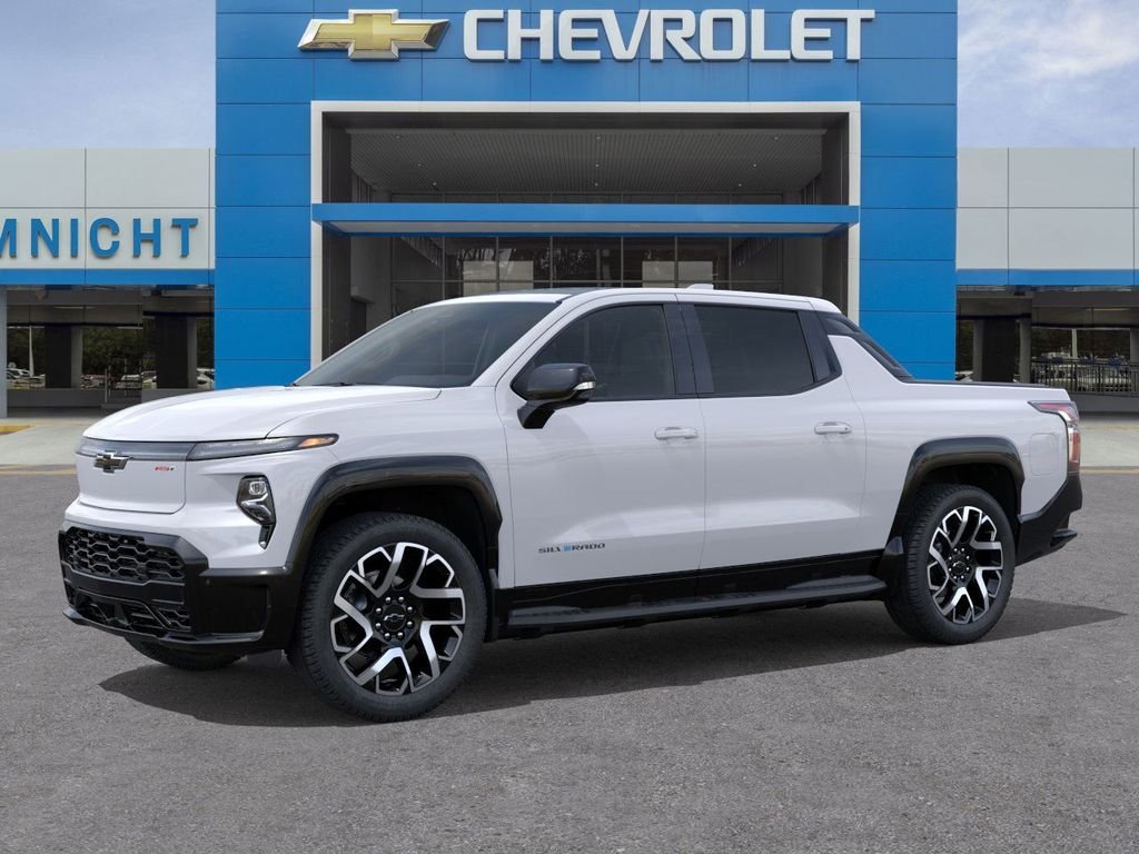 New 2024 Summit White Chevrolet RST image 2
