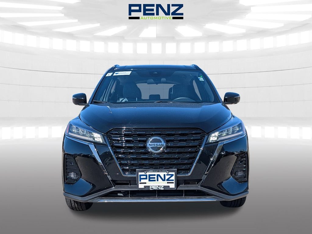 Used 2021 Nissan Kicks SR with VIN 3N1CP5DV0ML521923 for sale in Rochester, Minnesota