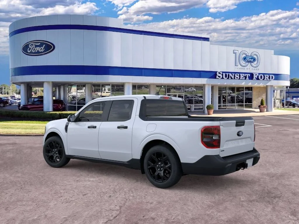 New 2026 Space White Metallic Ford XLT image 4
