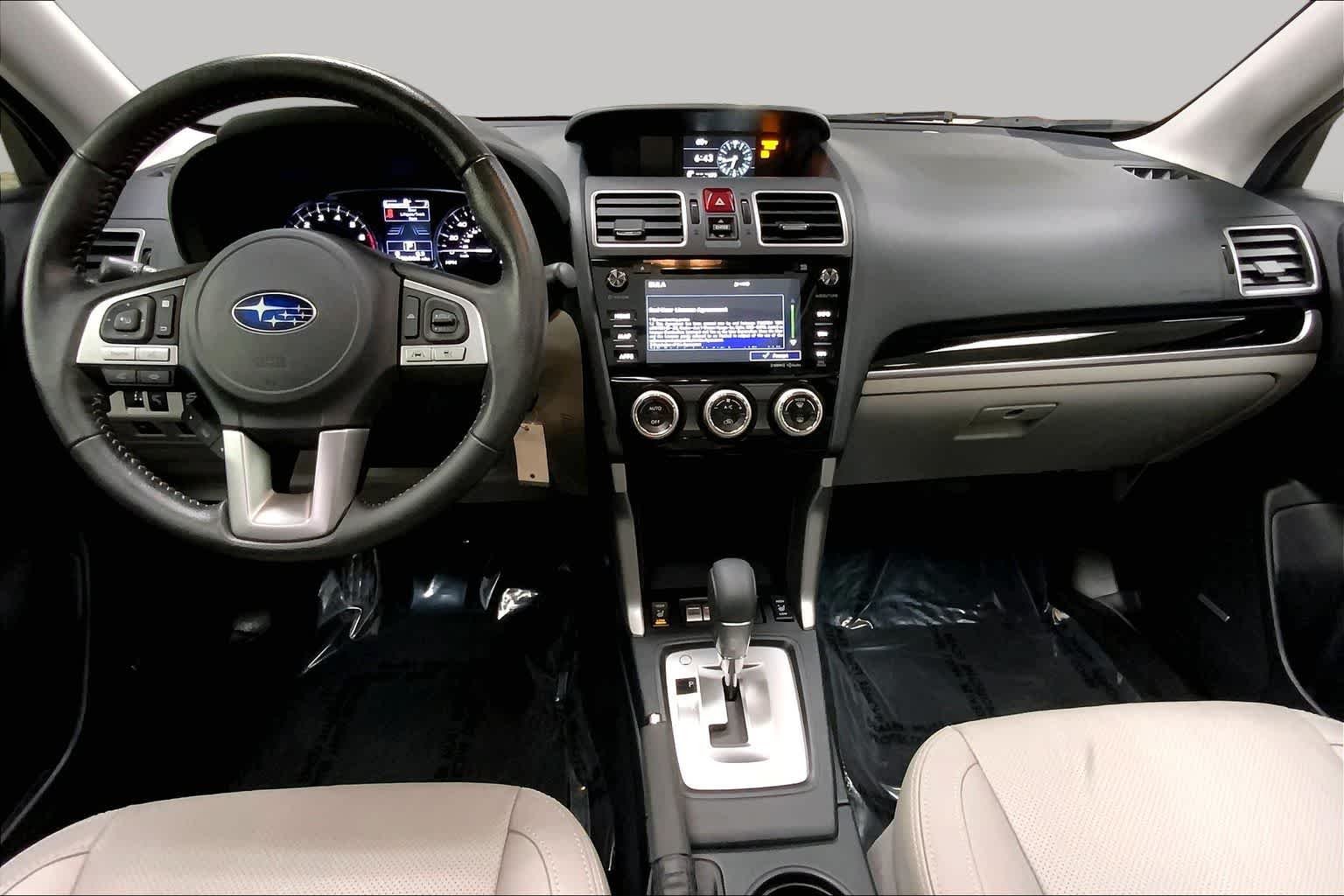Used 2018 Crystal White Pearl Subaru Limited image 16