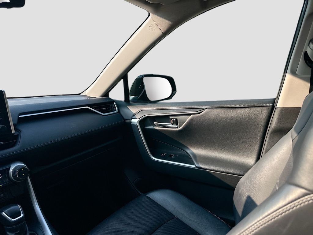 Used 2019 Gray Toyota Limited image 24