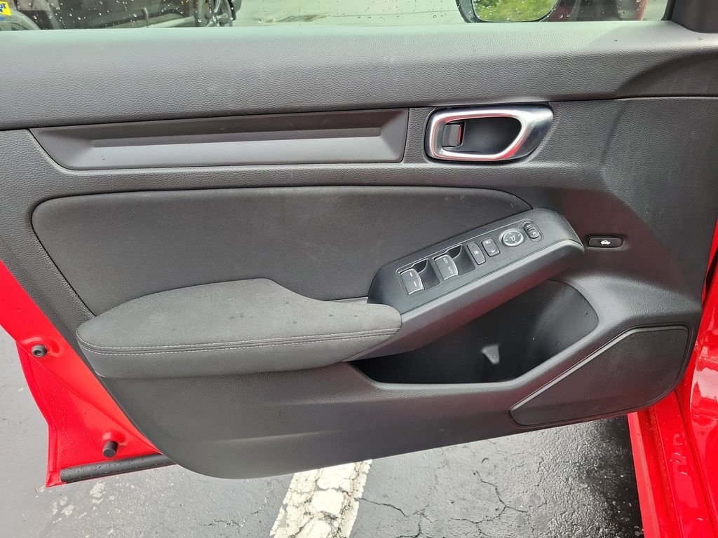 Certified Used 2025 Rallye Red Honda 4D LX image 17