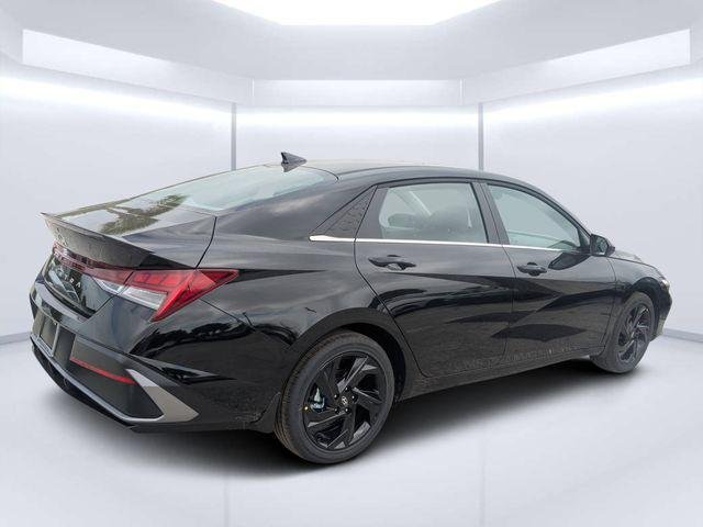 New 2026 Black Hyundai SEL Sport Premium image 3