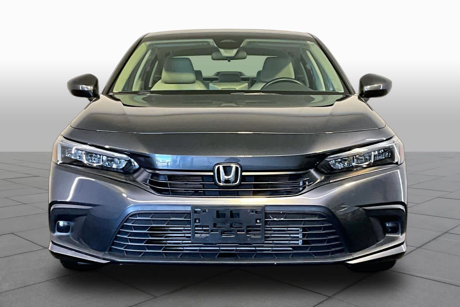 Used 2024 Meteorite Gray Metallic Honda EX image 4