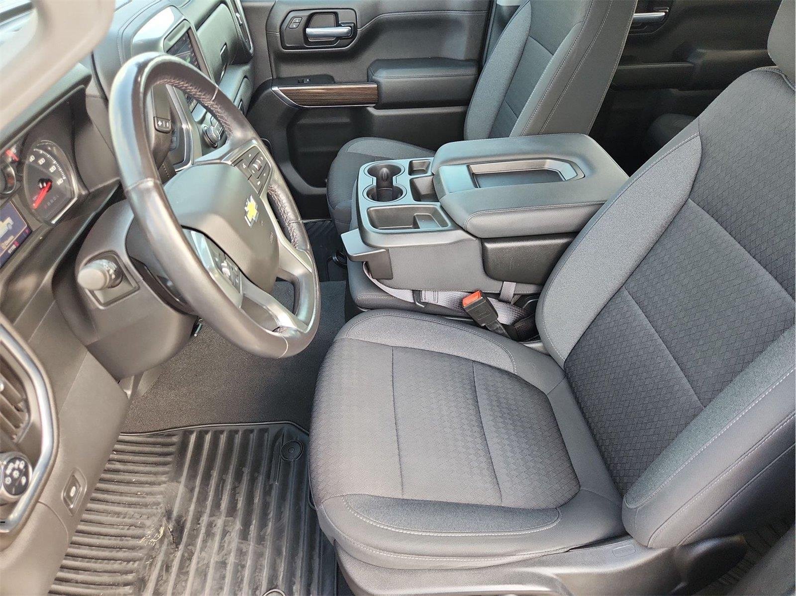 2022 Chevrolet Silverado 1500 Limited LT - Photo 18