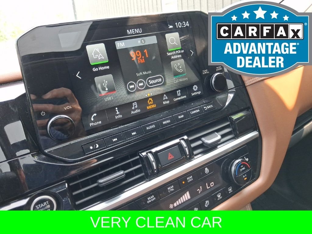 Used 2023 White Nissan Platinum image 19