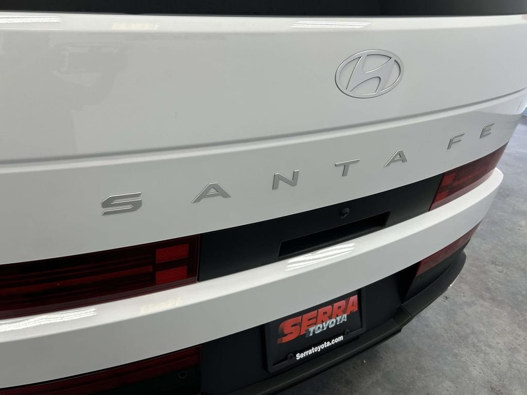Used 2026 White Hyundai SEL image 9