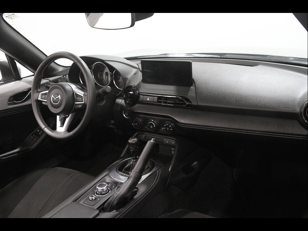 2025 Mazda MX-5 Miata Club - Photo 17