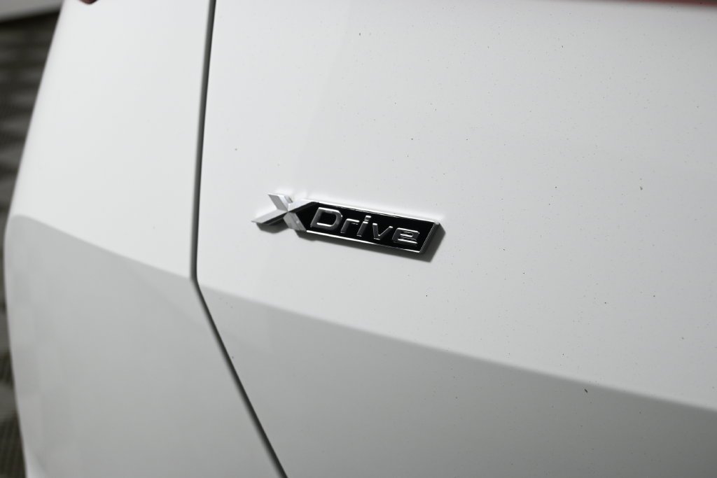 Used 2026 White BMW 30 xDrive image 40