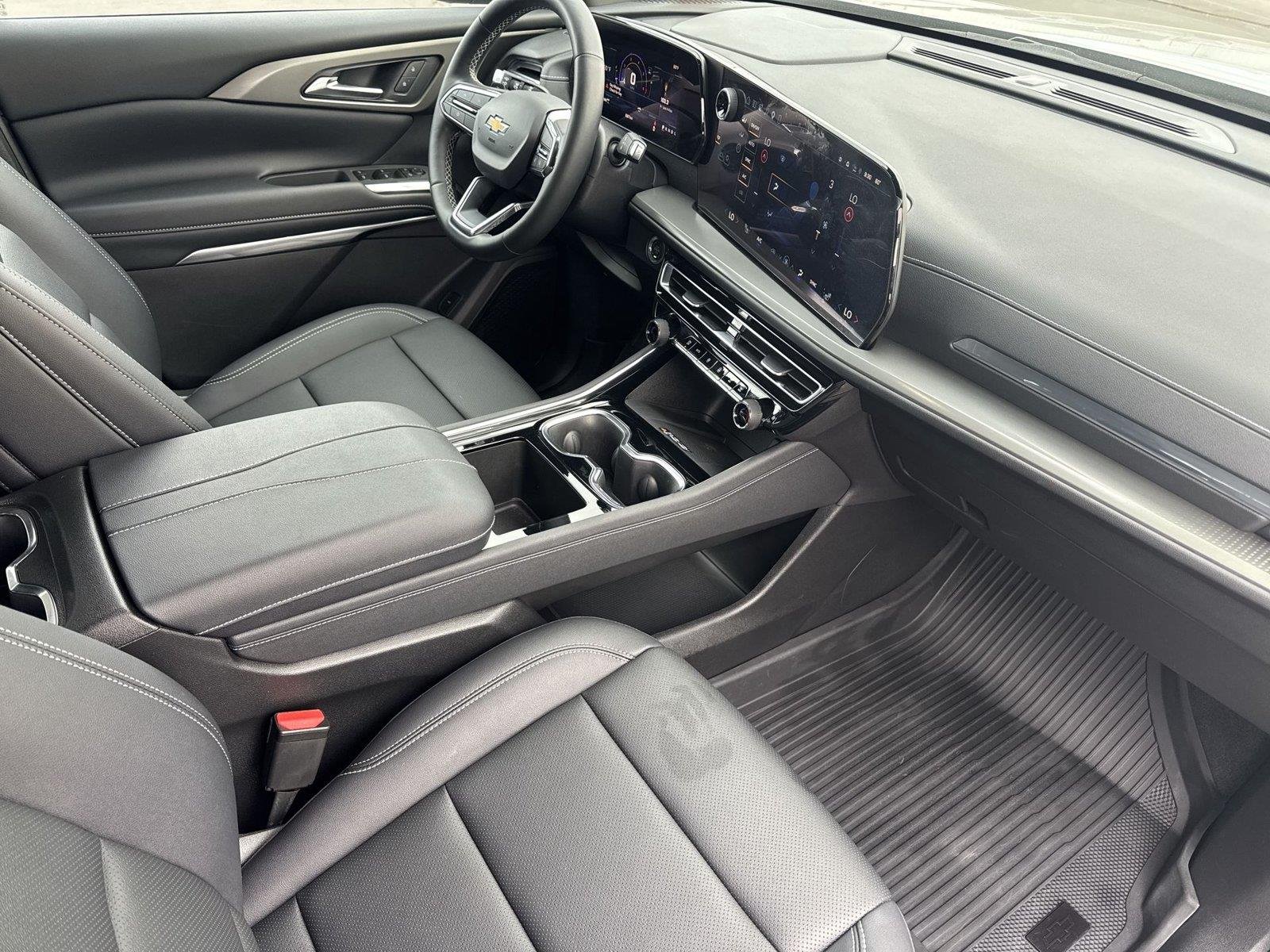 2026 Chevrolet Traverse LT - Photo 36