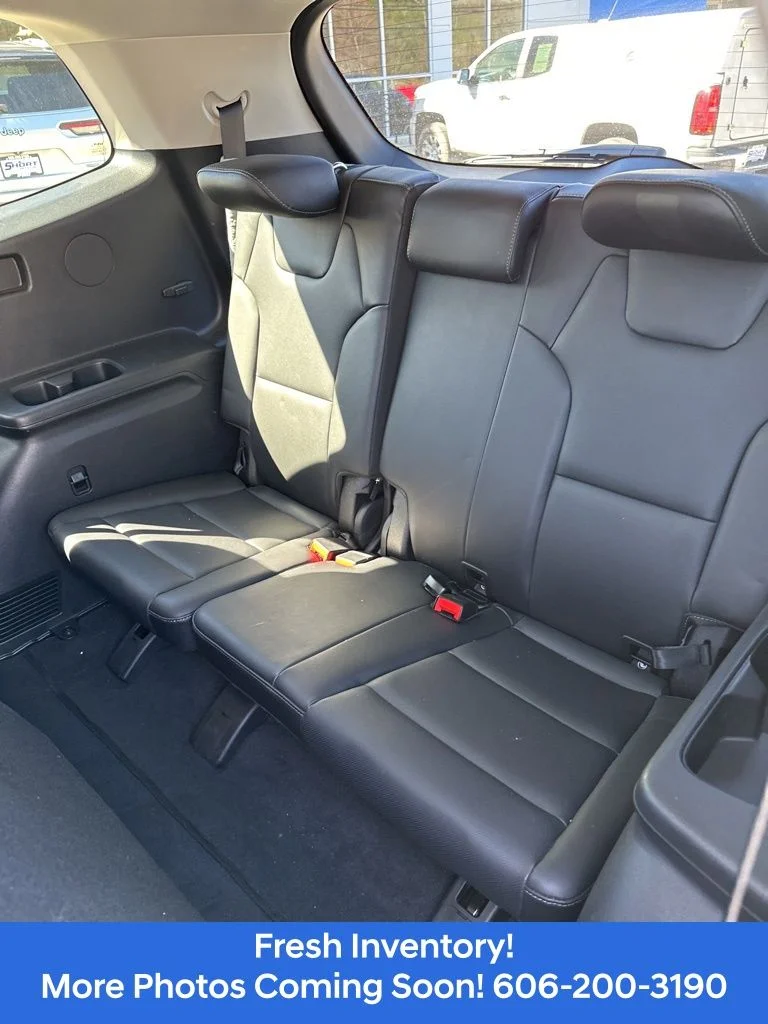 Used 2023 Silver Kia LX image 13
