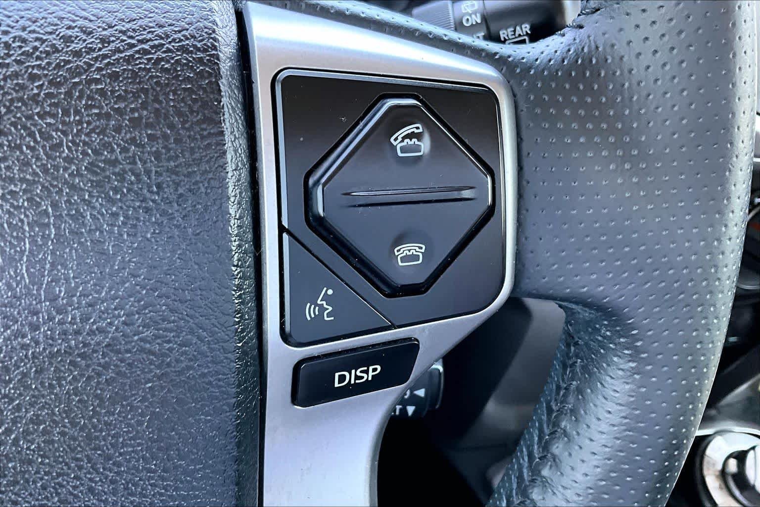 Used 2019 Classic Silver Metallic Toyota SR5 image 22