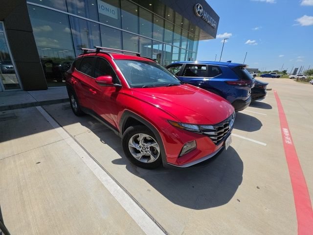 Used 2023 Calypso Red Hyundai SEL image 2