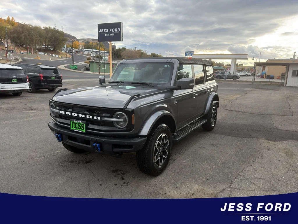 2022 Ford Bronco 4-Door Outer Banks