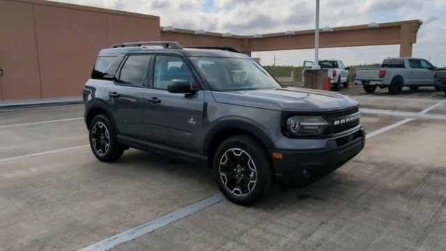New 2026 Carbonized Gray Metallic Ford Outer Banks® image 92
