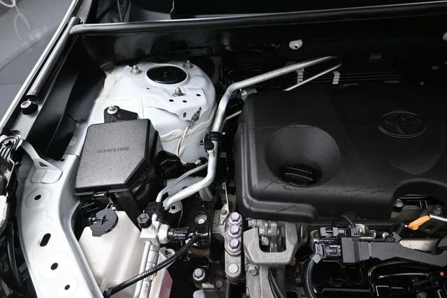 Used 2022 White Toyota Adventure image 19