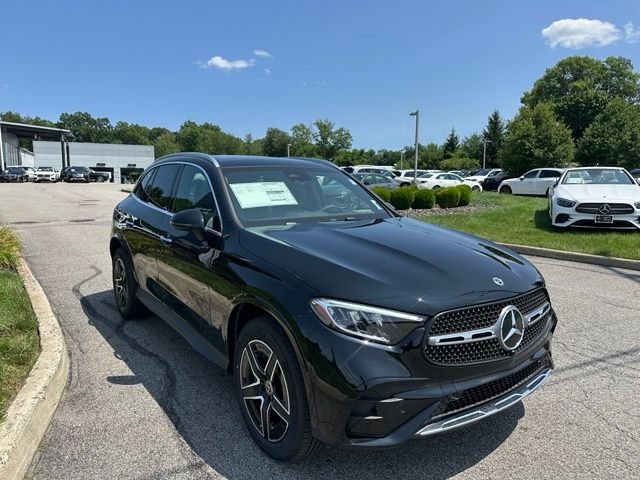 New 2026 Black Mercedes-Benz GLC 300 image 7