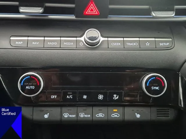 Used 2025 Blue Hyundai SEL Convenience image 25