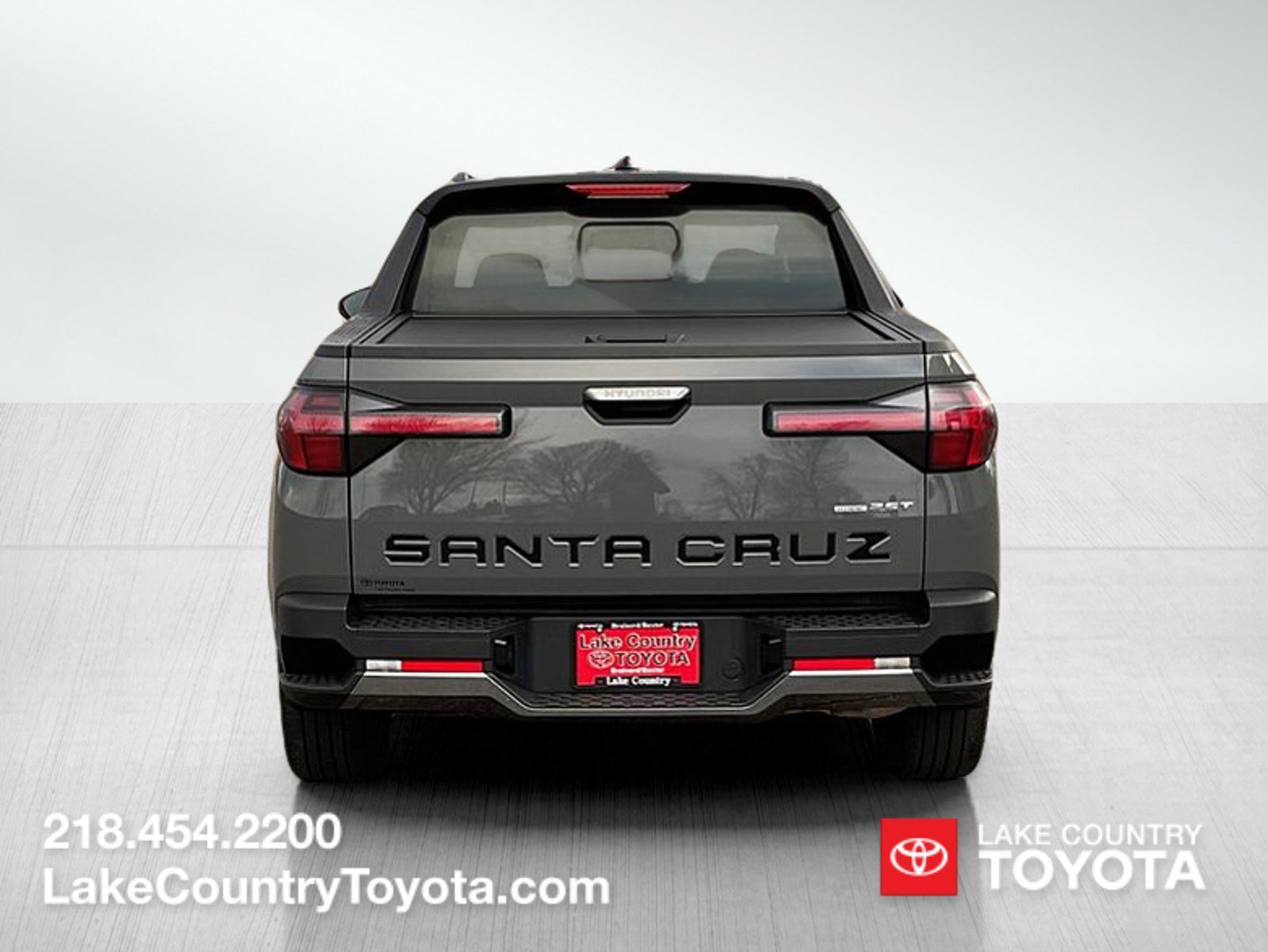 Used 2023 Hampton Gray Hyundai Limited image 4