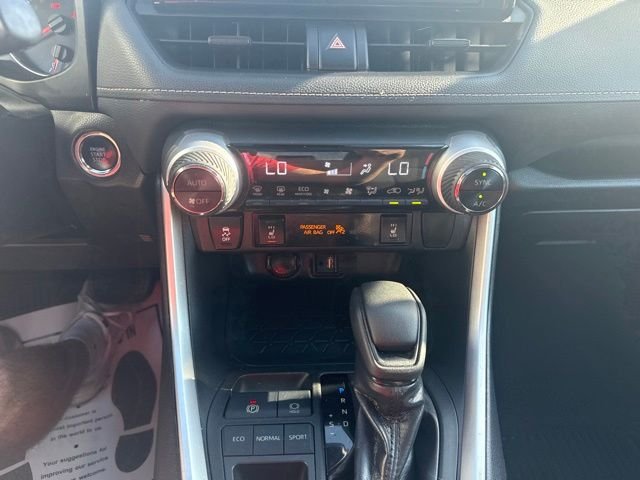 Used 2019 Blue Toyota XLE image 36