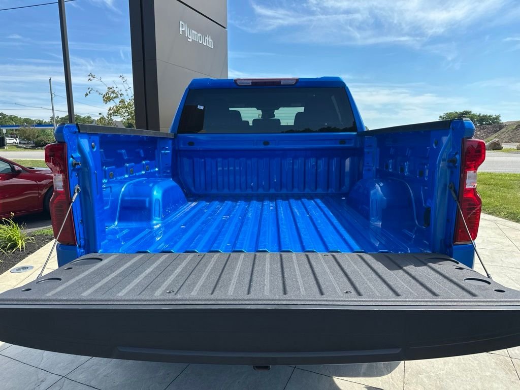 Used 2025 Blue Chevrolet LT image 22