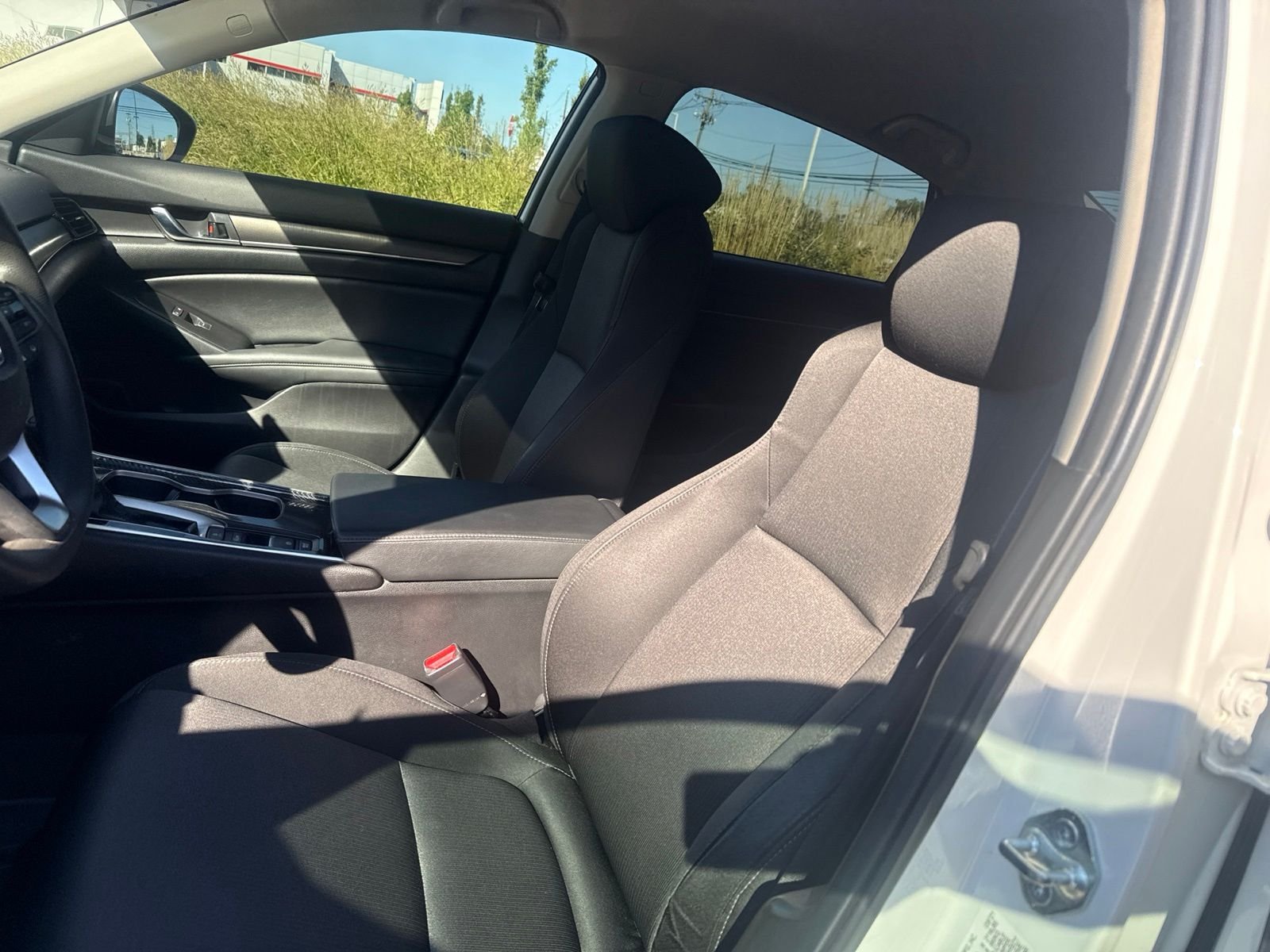 Used 2021 White Honda LX image 11
