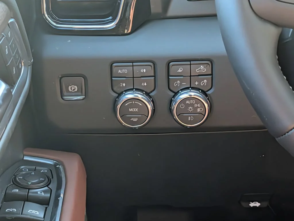 2026 GMC Sierra 1500 Denali Ultimate - Photo 12