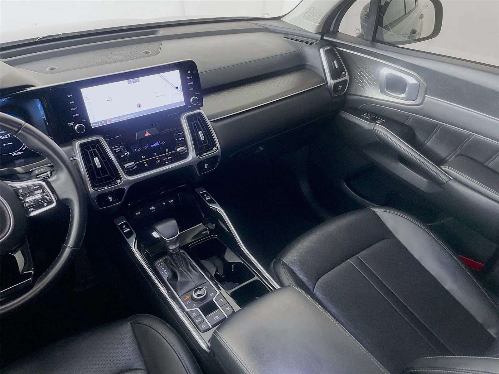Used 2023 Wolf Gray Kia SX image 26